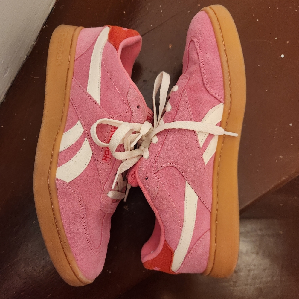 Reebok Pink and White Sneakers club classic